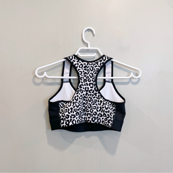 Fierce Pulse Workout Set - Picture 5 of 12